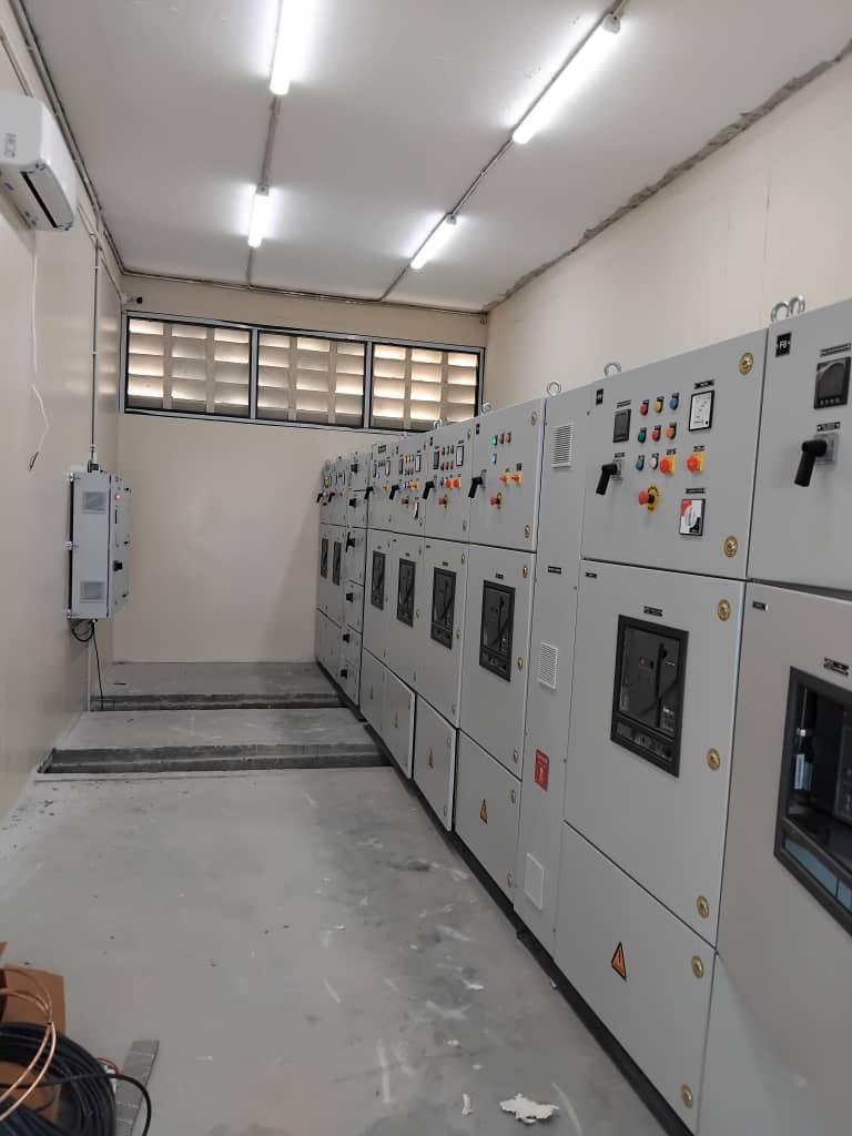 4000A LV electrical panel line-up in the switchgear room, Beira, Mozambique